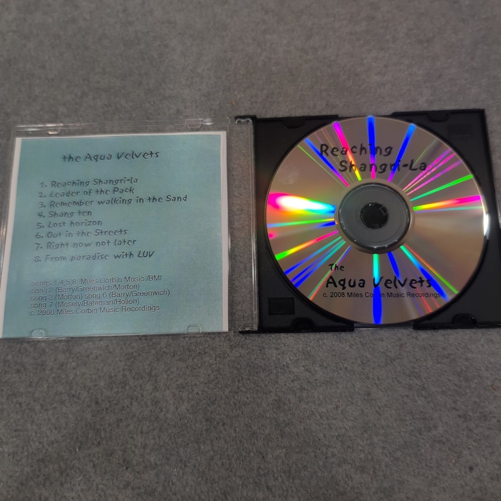 The Aqua Velvets Reaching Shangri-La CD Album 2008 Surf Rock‎ Instrumental VG+ - Picture 2 of 2